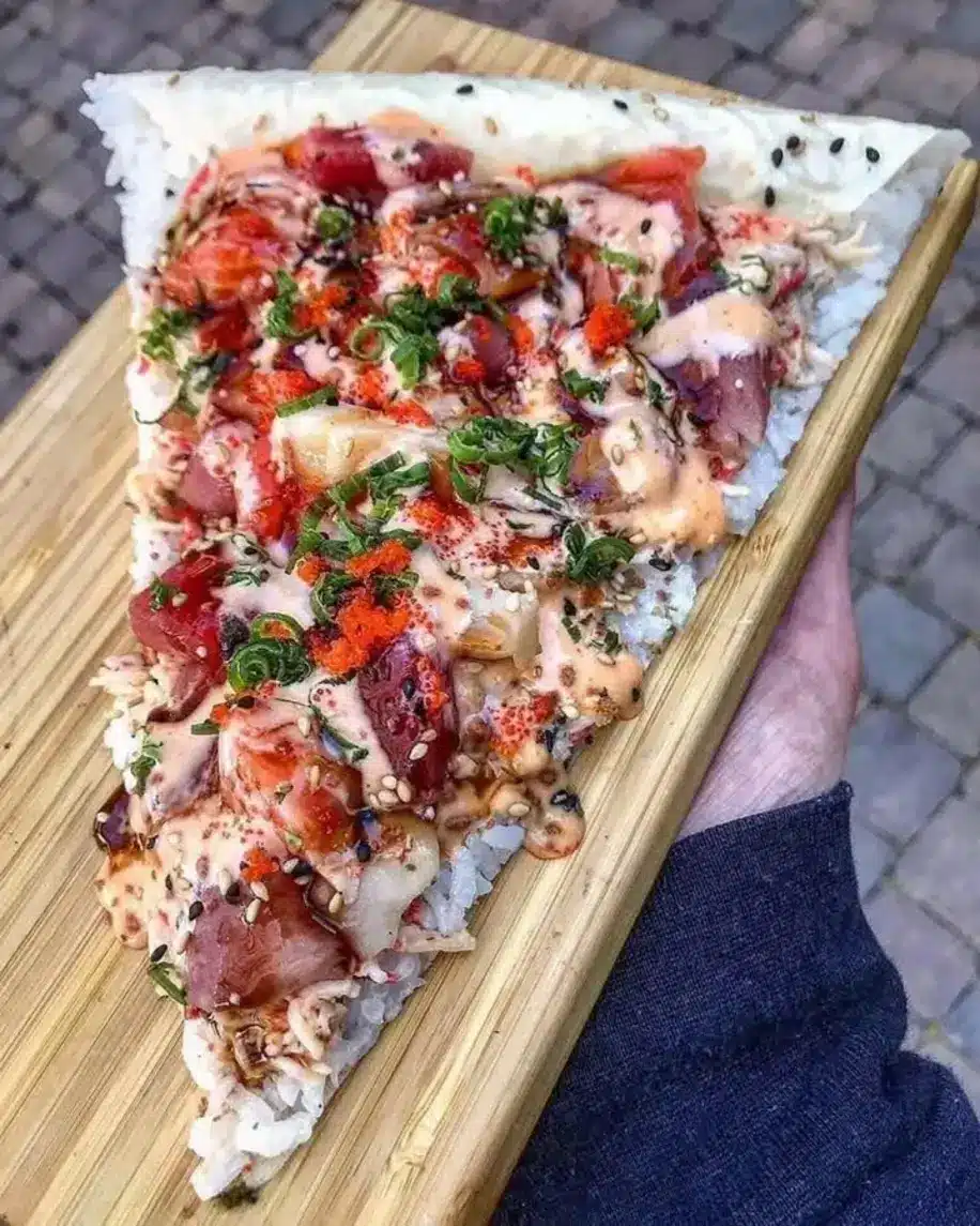 Sushi pizza